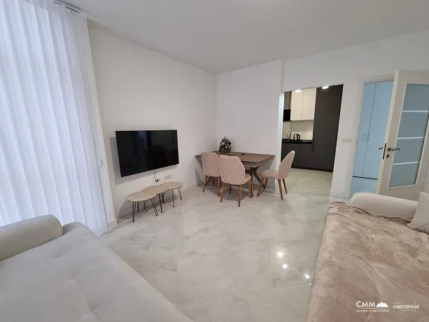 Spacious and Airy Apartment in the Heart of Budva