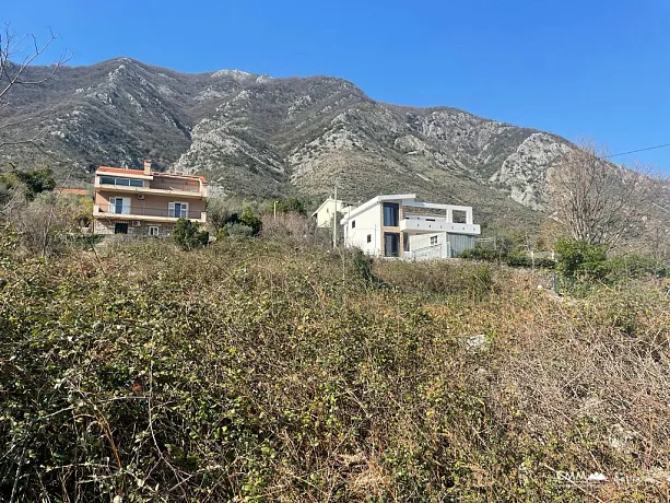 Urbanized plot in Prchanj with a view of the sea