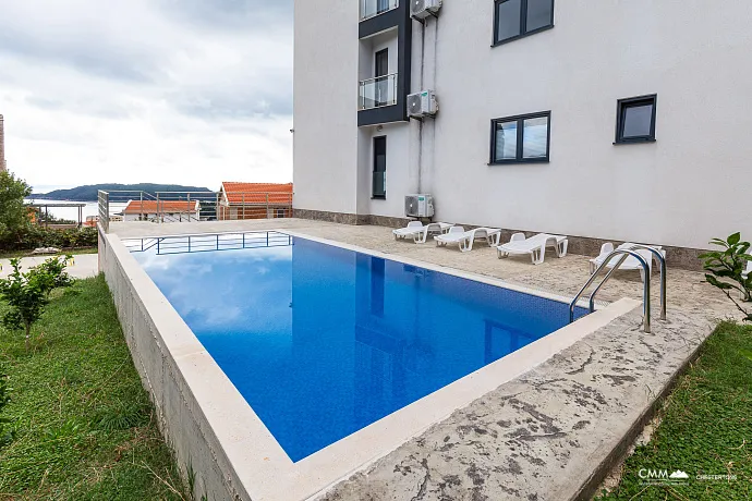 Cozy 2-Bedroom Apartment with Stunning Sea View in Bečići