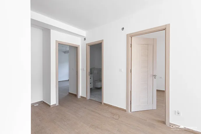 Apartment in Rafailovići, with a total area of 127 m² plus a 13 m² terrace.