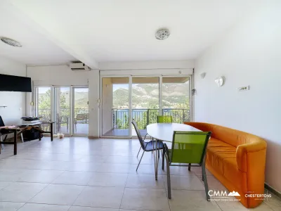 Villa with panoramic sea views in Tivat