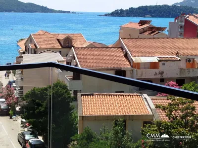 One-Bedroom Apartment with Sea View — Rafailovici