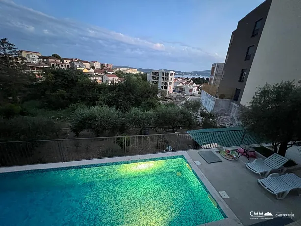 Spacious Apartment with Sea View in Tivat, Mažina Area