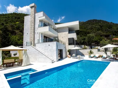 Villa in Herceg Novi