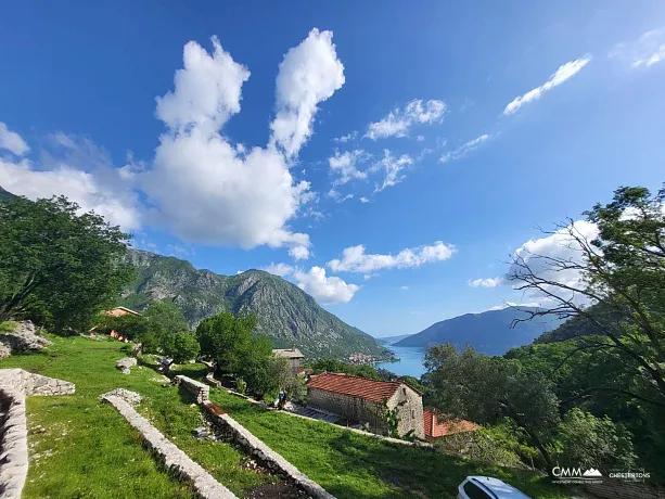 Plot with Sea View and Natural Waterfall near Kotor