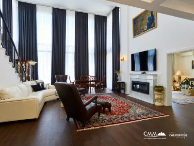 Spacious house in Kumbor with a total area of 335 m²