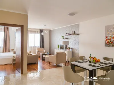 Apartments in a new complex with a swimming pool in Bechici