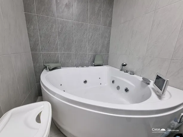 Spacious and Airy Apartment in the Heart of Budva