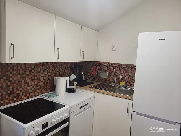 Two-Bedroom Apartment in Budva, 60 m², Excellent Location Near the Beach