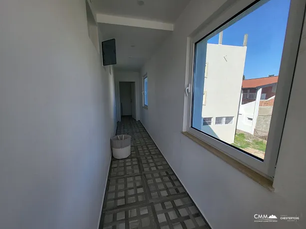 Spacious house in Utjeha with panoramic sea views