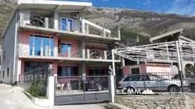 Spacious House with Private Garden Near Bar