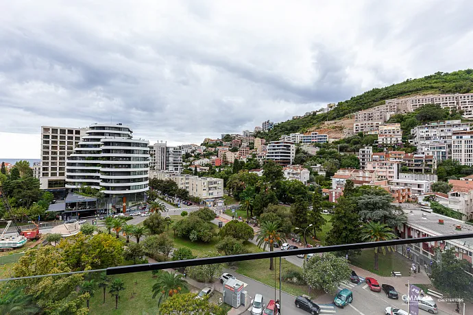 Modern One-Bedroom Apartment in Budva with Optional Garage