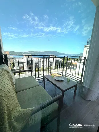 Three-bedroom apartment in Tivat