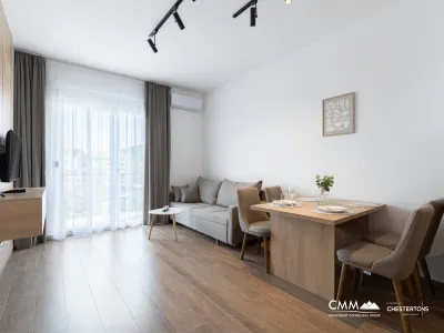 Sunny one-bedroom apartment of 42 m² in Budva, close to the sea.