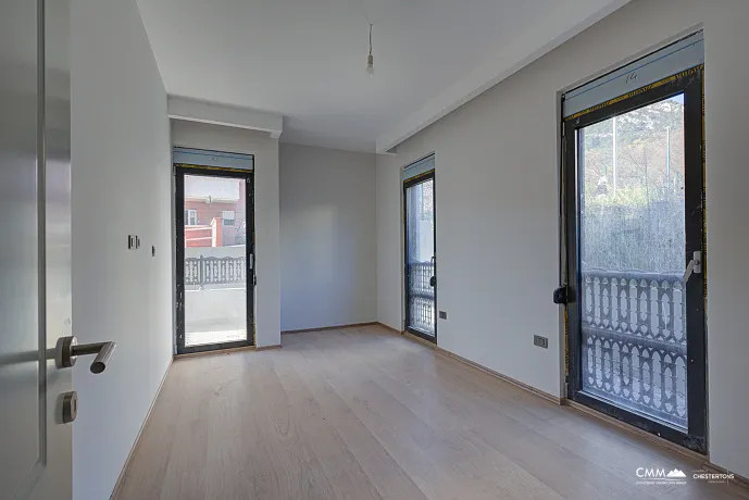 # 6566 apartments in a newly built building in the center of Budva