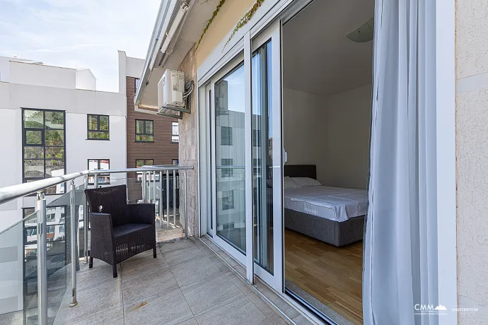 A seaview apartment in Becici