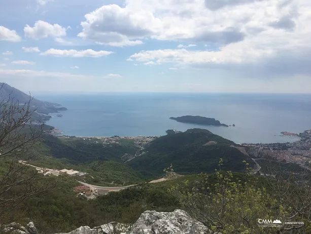 Plot for sale in Lapcici with a panoramic sea view