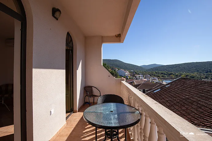 Cozy Seafront Apartment in Bigovo — with Terrace and Stunning Sea View