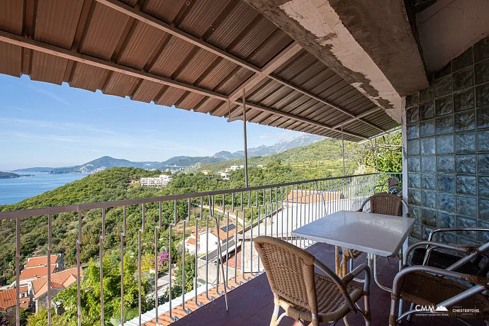 House for sale in Pržno, near Sveti Stefan – prime location.