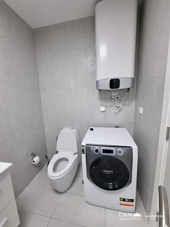 Spacious and Airy Apartment in the Heart of Budva