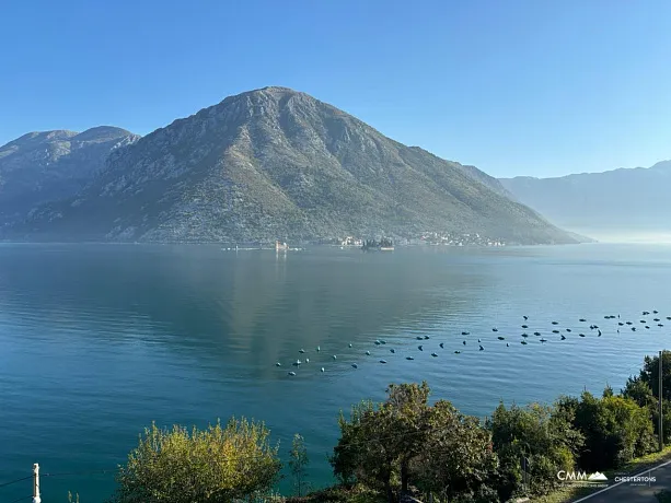 Magnificent villa with a fireplace on the first line with views of the Bay of Kotor