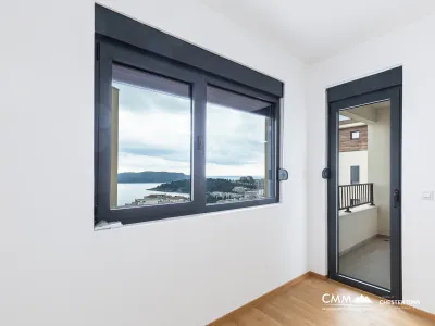 Apartment in Bečići: 45 m² and a stunning sea view