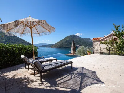 Luxury Villa with Panoramic Sea View – Elegance and Comfort Combined