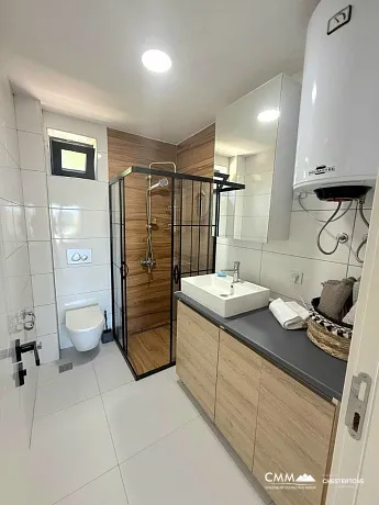 Three-bedroom apartment in Tivat