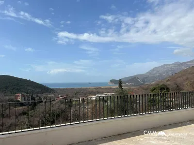New villa with panoramic sea view in Buljarica