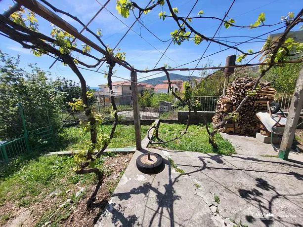 House in Budva with a panoramic view of the sea and the city