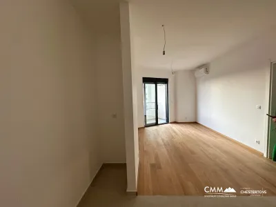 One-bedroom apartment with garage, Bečići