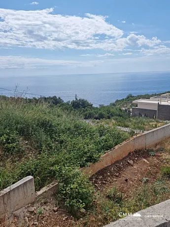 Plot for sale in Krimovica