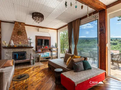 Three-story house with a panoramic sea view in Ulcinj