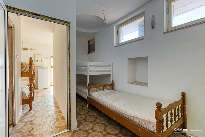 House for sale in Pržno, near Sveti Stefan – prime location.