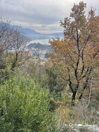 Urbanized plot in Herceg Novi with a sea view