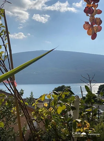 Spacious apartment in Baosici