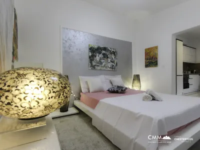 Two-storey spacious house in Sutomore