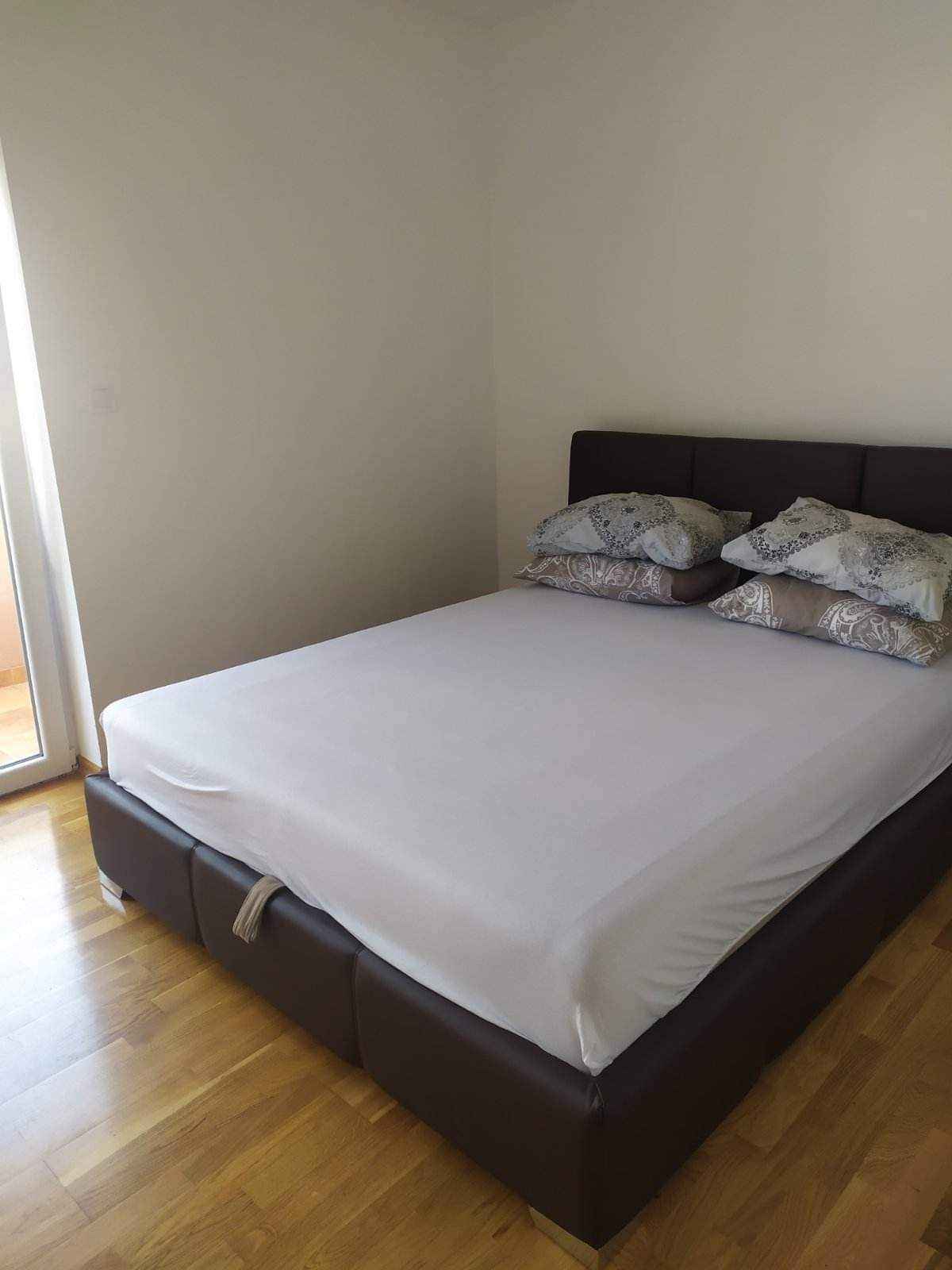 6454 Igalo Herceg Novi 2r apartment 55 m2