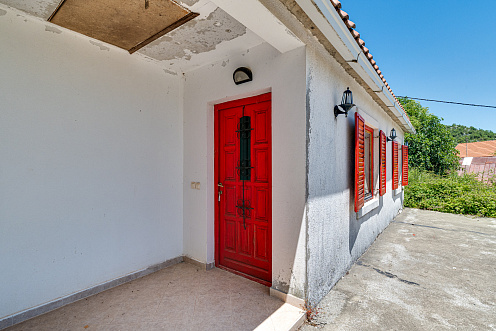 Cozy house 78m2 in Cetinje, Ugni