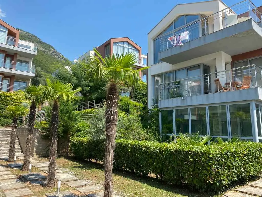 Apartment with a beautiful sea view for sale