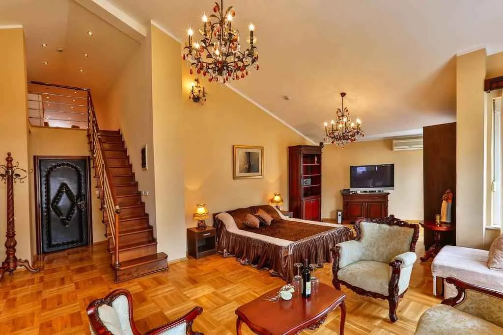 Villa for sale in an attractive location in Budva