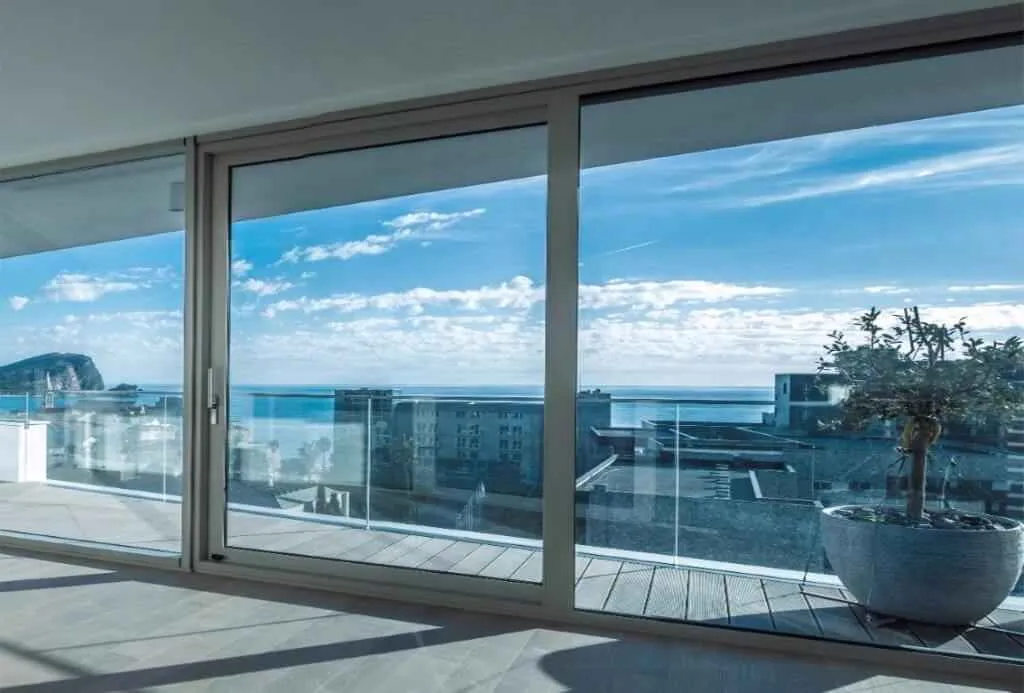 Luxurious apartment in Budvawith spectacular sea view