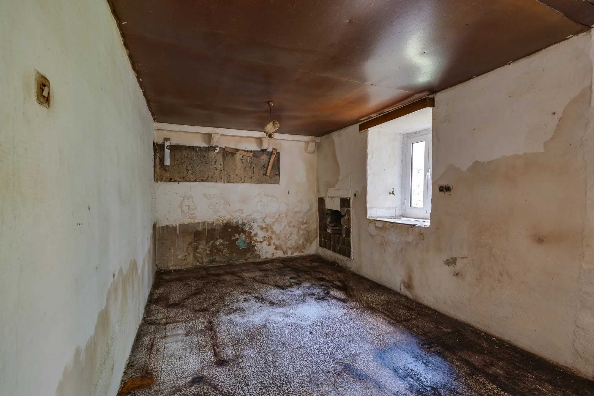 For Sale – Charming Stone House in Kotor, Beautiful Mediterranean Style