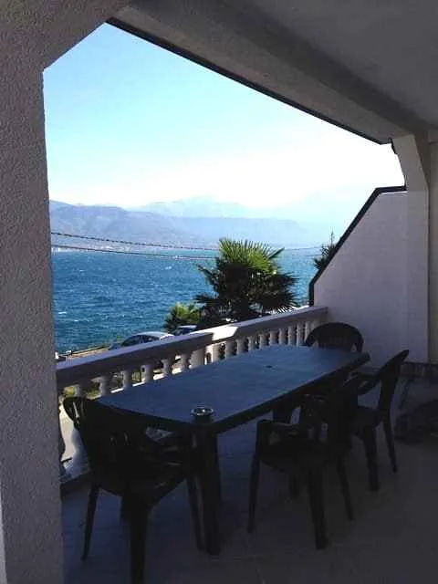 Two storey house 20m from the sea