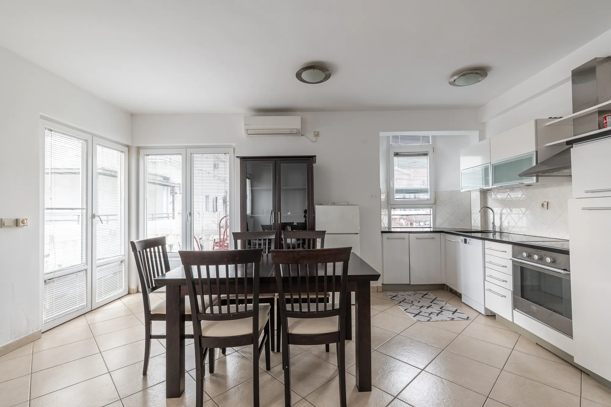 72 m² apartment in the center of Budva