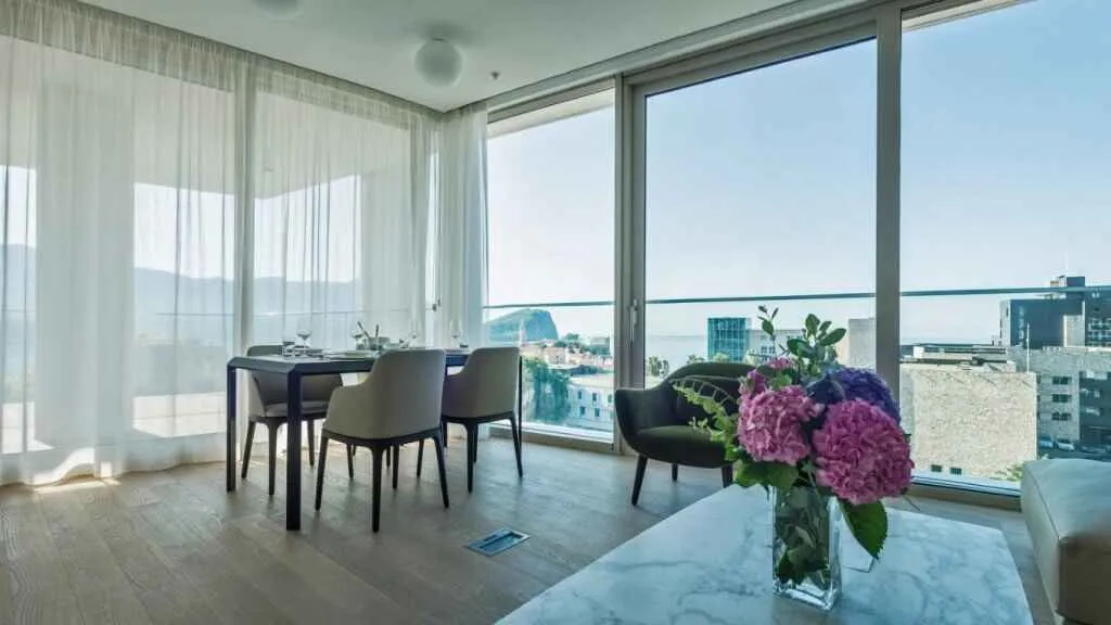Luxurious apartment in Budvawith spectacular sea view