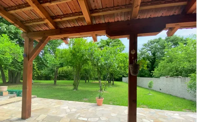 A beautiful property with two houses in the valley of the Zeta river