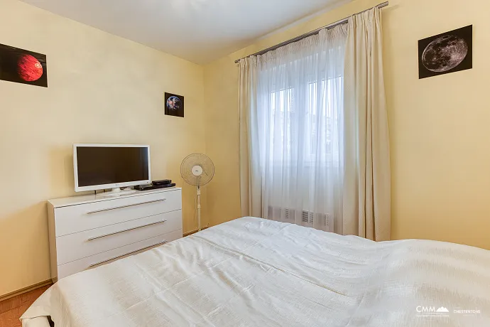 Apartment with 2 bedrooms in Bečići