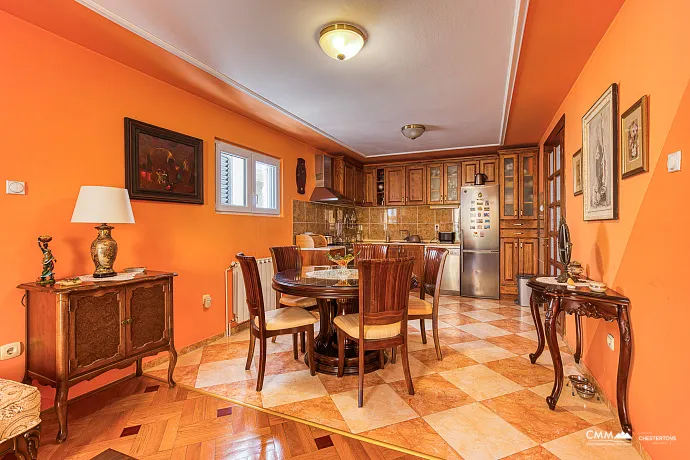 For Sale: Charming House in Bar 