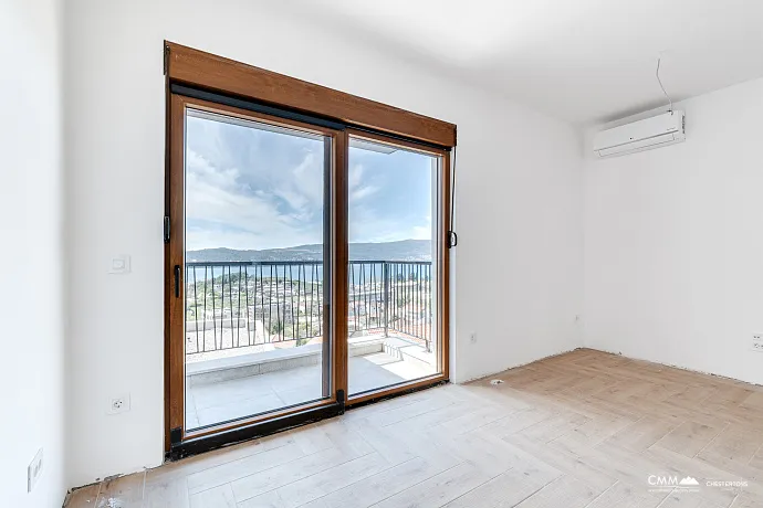 Apartments in a new complex in Tivat